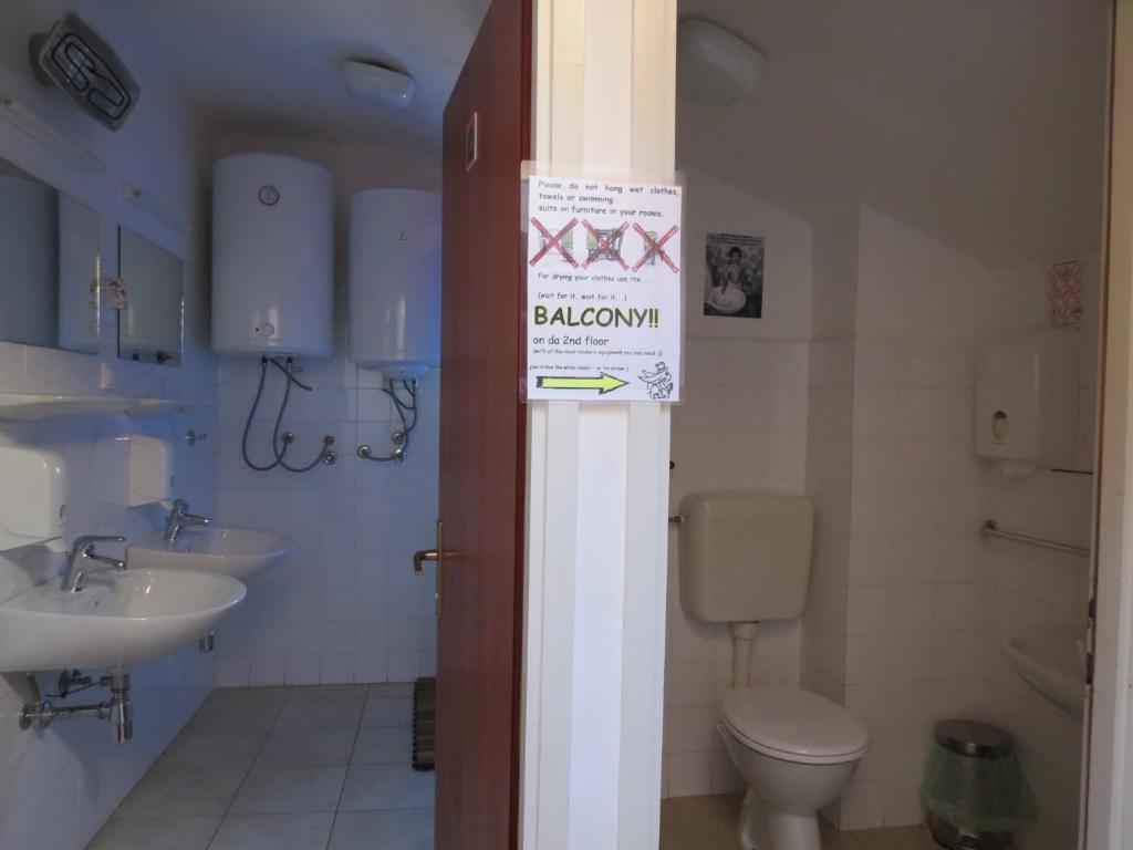 Koupelna v ubytování HI Hostel Veli Losinj