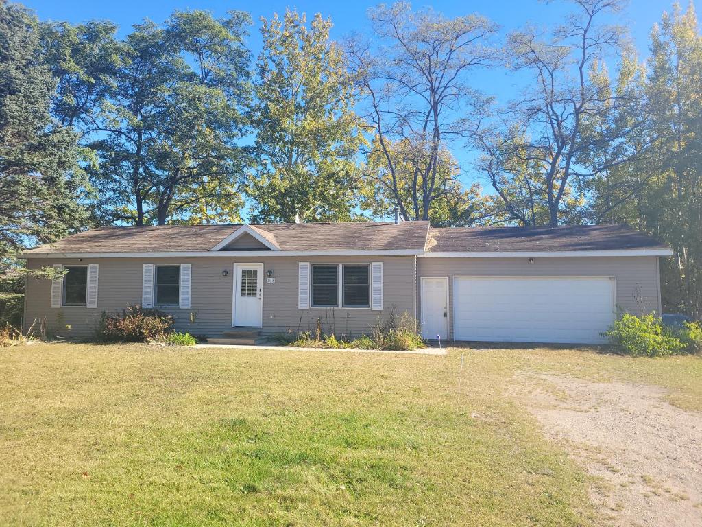 Το κτήριο όπου στεγάζεται  η παραθεριστική κατοικία