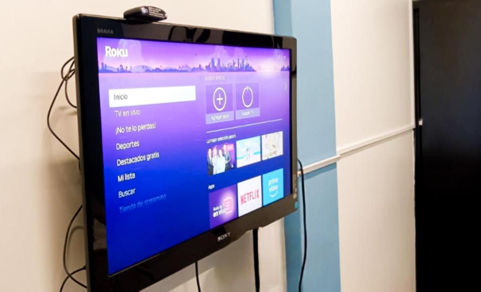 Et tv og/eller underholdning på Habitación Confortable en el Corazón de GDL