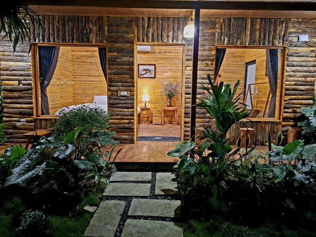 Φωτογραφία από το άλμπουμ του Thung Lũng Xanh Homestay σε Nguyên Ngoại