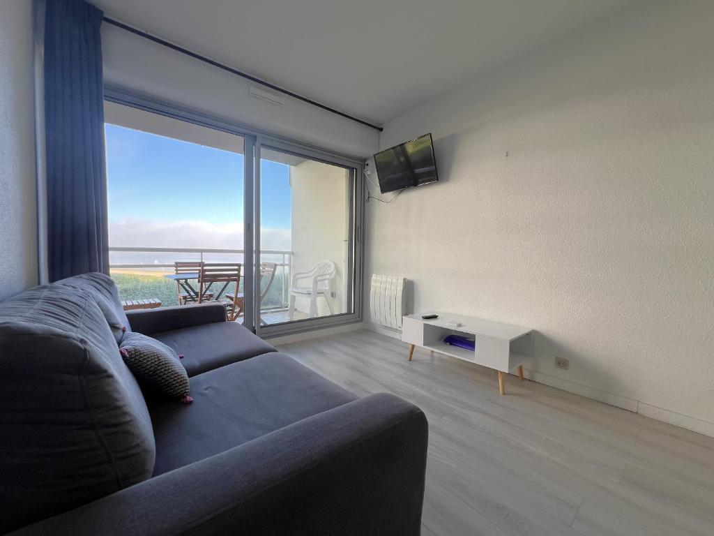 Studio en bord de mer avec accès direct à la plage et parking sécurisé