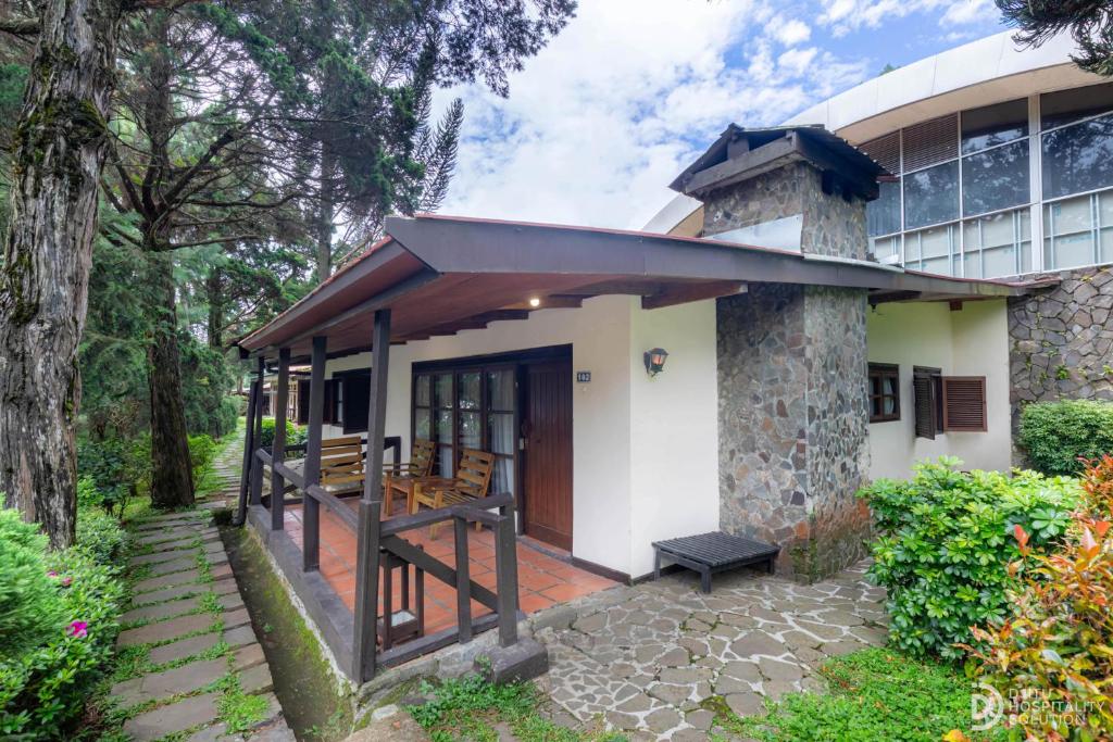 Hotel Grand Panorama Lembang - Error