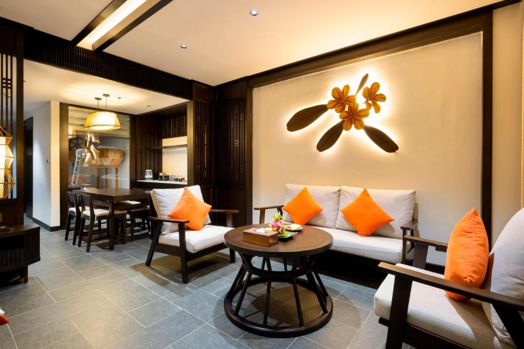 Deluxe Room Garden View with Children Themed Room