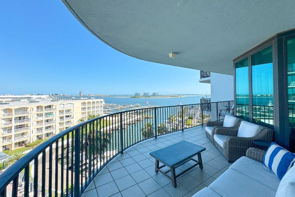 Balkón nebo terasa v ubytování Lighthouse on the Bay 2605-Monthly-Pet Friendly