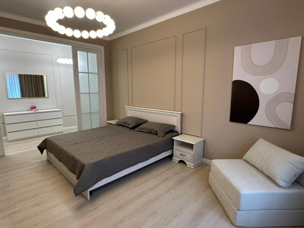 Postel nebo postele na pokoji v ubytování 4YOU Business class apartment