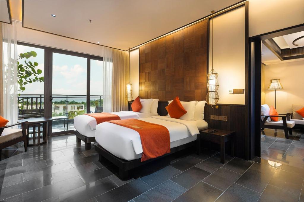 Family Suite 2-Bedroom Sea View with Children Themed Room