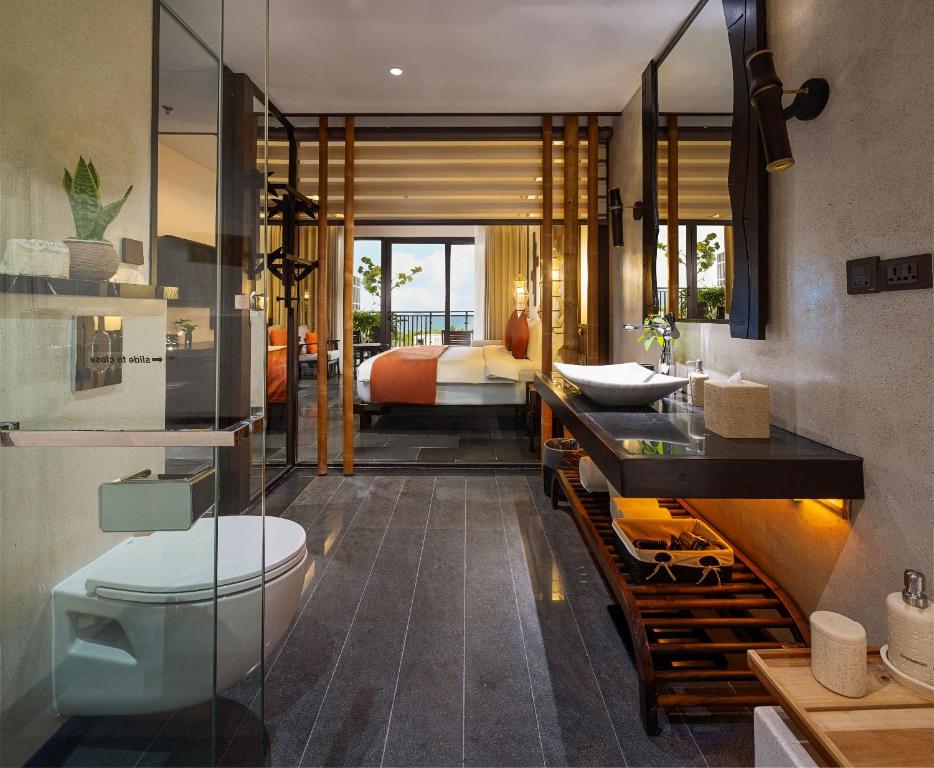 Family Suite 2-Bedroom Sea View with Children Themed Room