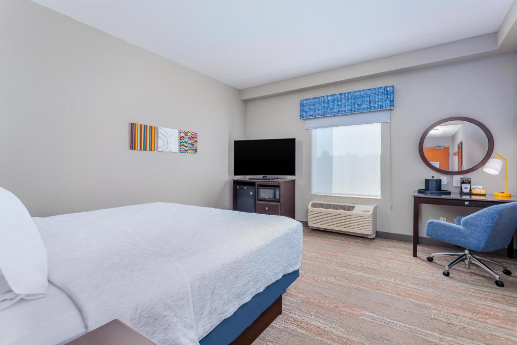 Hampton Inn and Suites Parkersburg Downtown - Chambre Lit King-Size - Non-Fumeurs