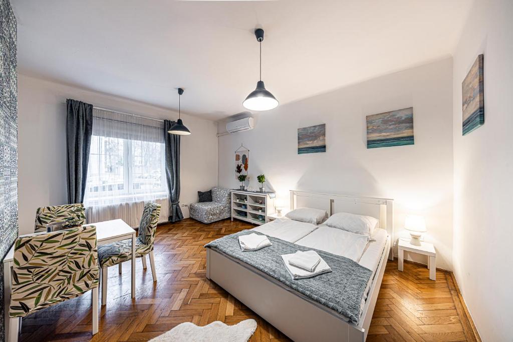 Χώρος καθιστικού στο Colors Apartments