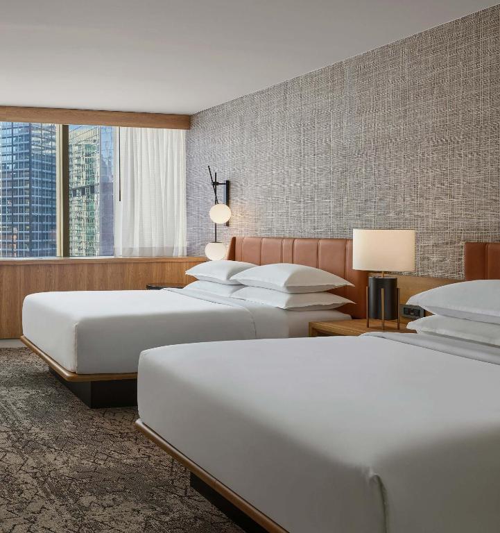 Sheraton Denver Downtown Hotel photo