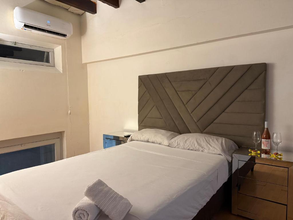 Ένα ή περισσότερα κρεβάτια σε δωμάτιο στο Habitación privada