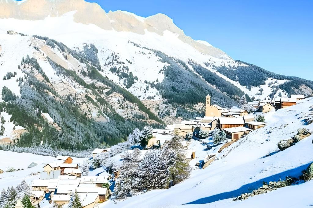 Γενική θέα στο βουνό ή θέα στο βουνό από  αυτό το bed & breakfast