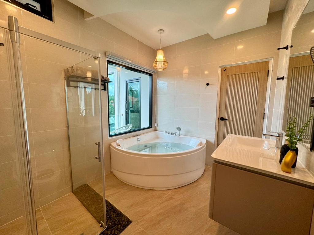 Φωτογραφία από το άλμπουμ του Bann Nai clam Talang σε Ban Pak Lak