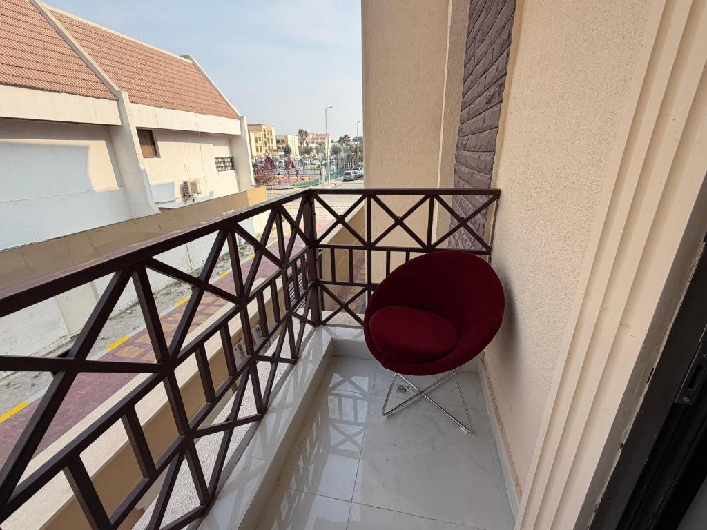 Un balcón o terraza en Khalidiya Studio