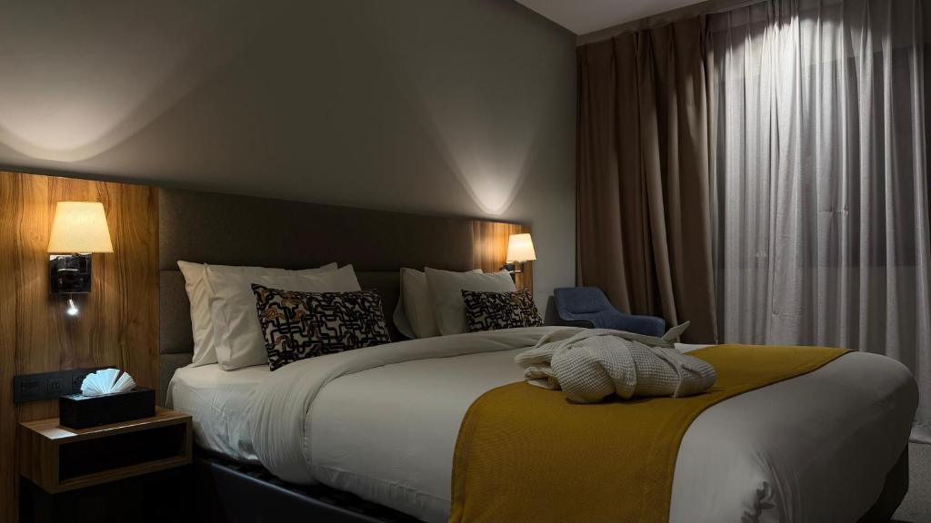 Urban Hotel & Spa - Double Room With Pool View