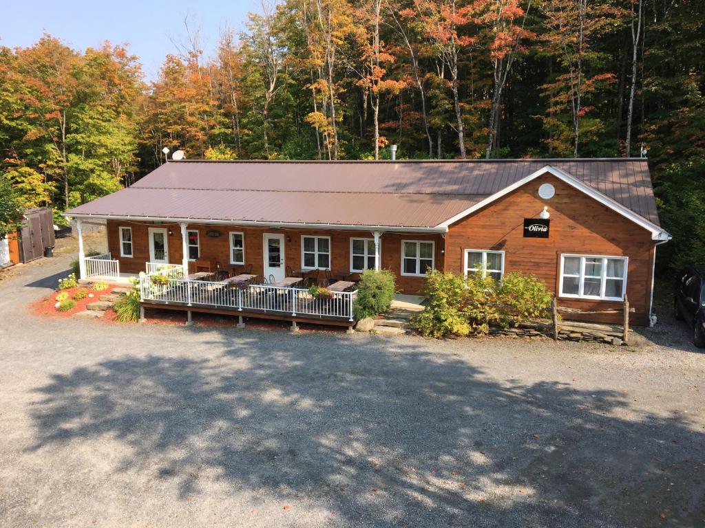 Здание шале