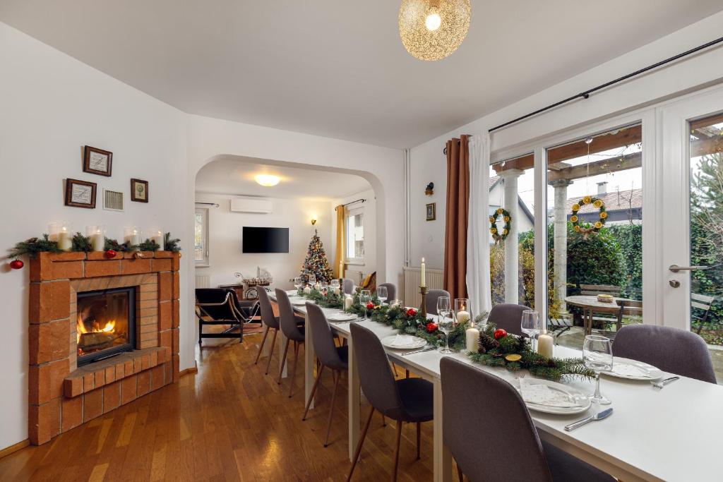 Μια τηλεόραση ή/και κέντρο ψυχαγωγίας στο Cozy house close to Ljubljana center