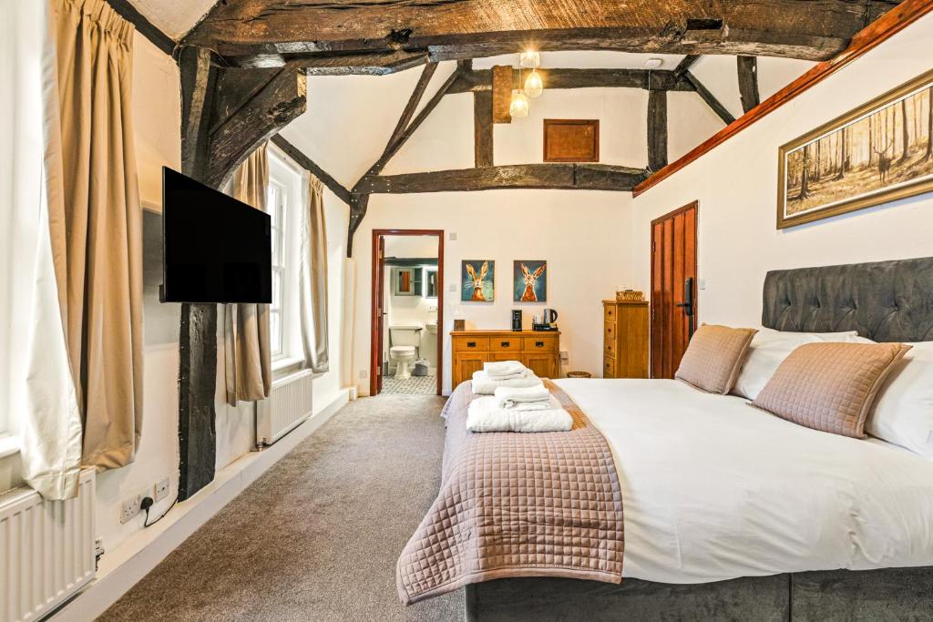 Gallery image of The George Inn in Buckinghamshire