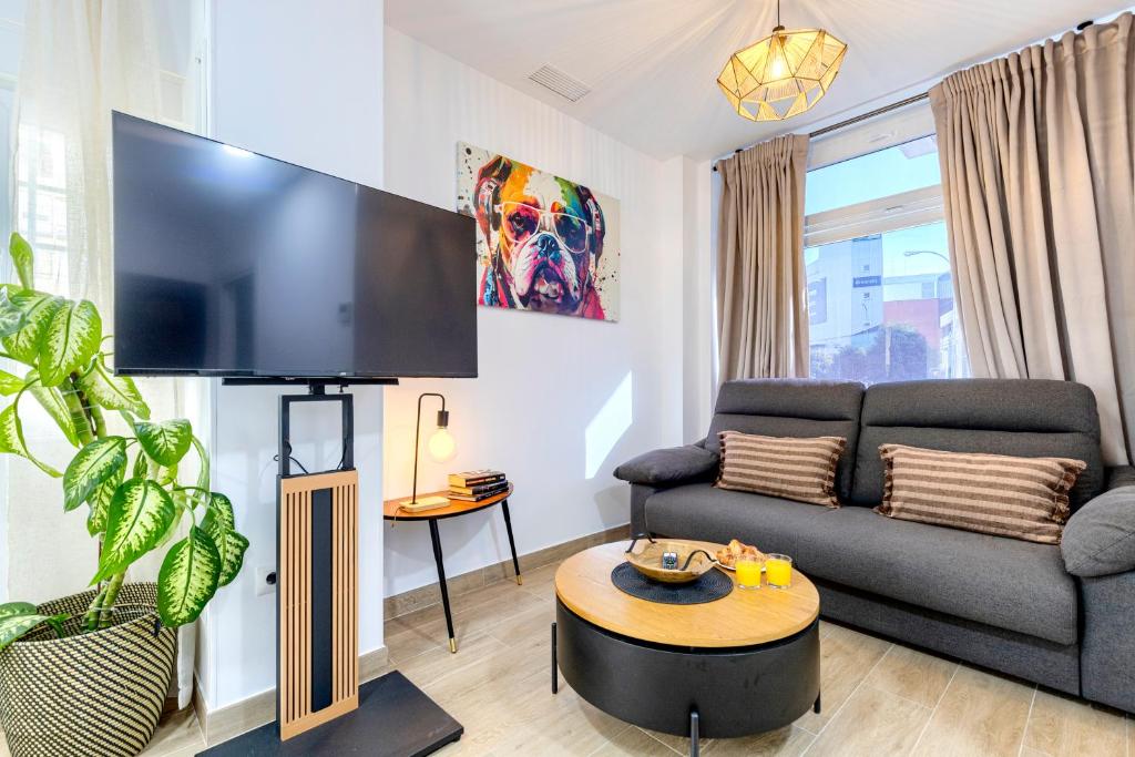 "Espacio Norma 1" con 1 Hab, AC & SmartTV en Las Ventas