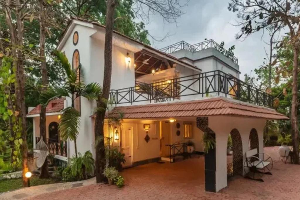 Το κτήριο όπου στεγάζεται  η βίλα