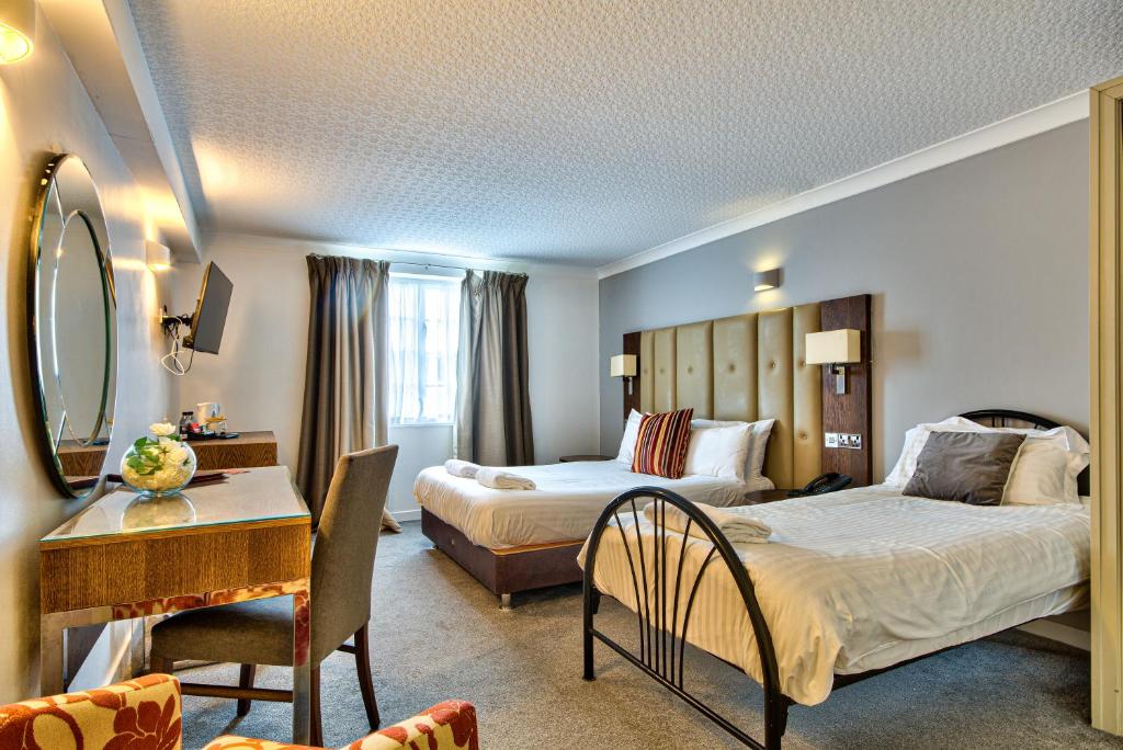 George of Piercebridge - Deluxe Quadruple Room