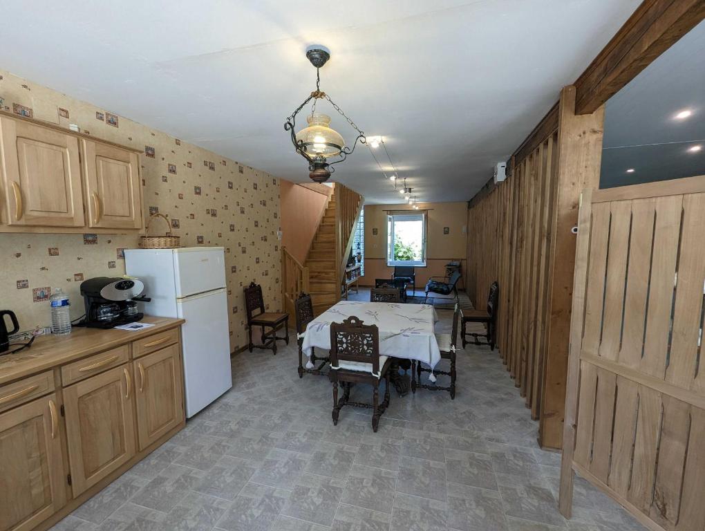 Kuchyň nebo kuchyňský kout v ubytování Le brillant