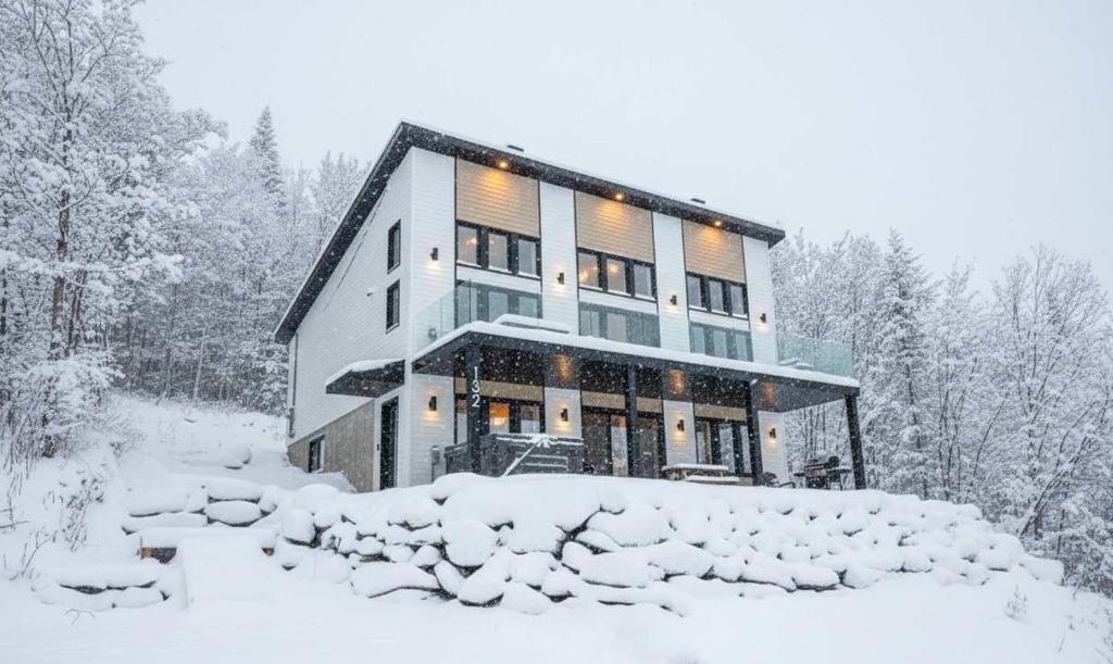 Spa Mountain Pool table - Le Haut 132 durante el invierno