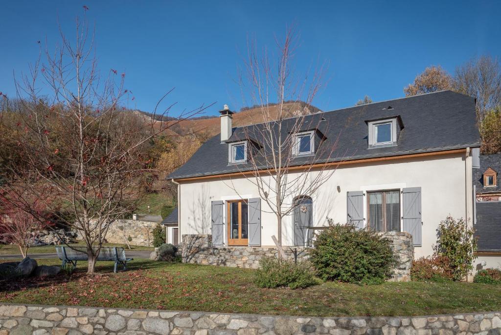 The building in which the holiday home is located