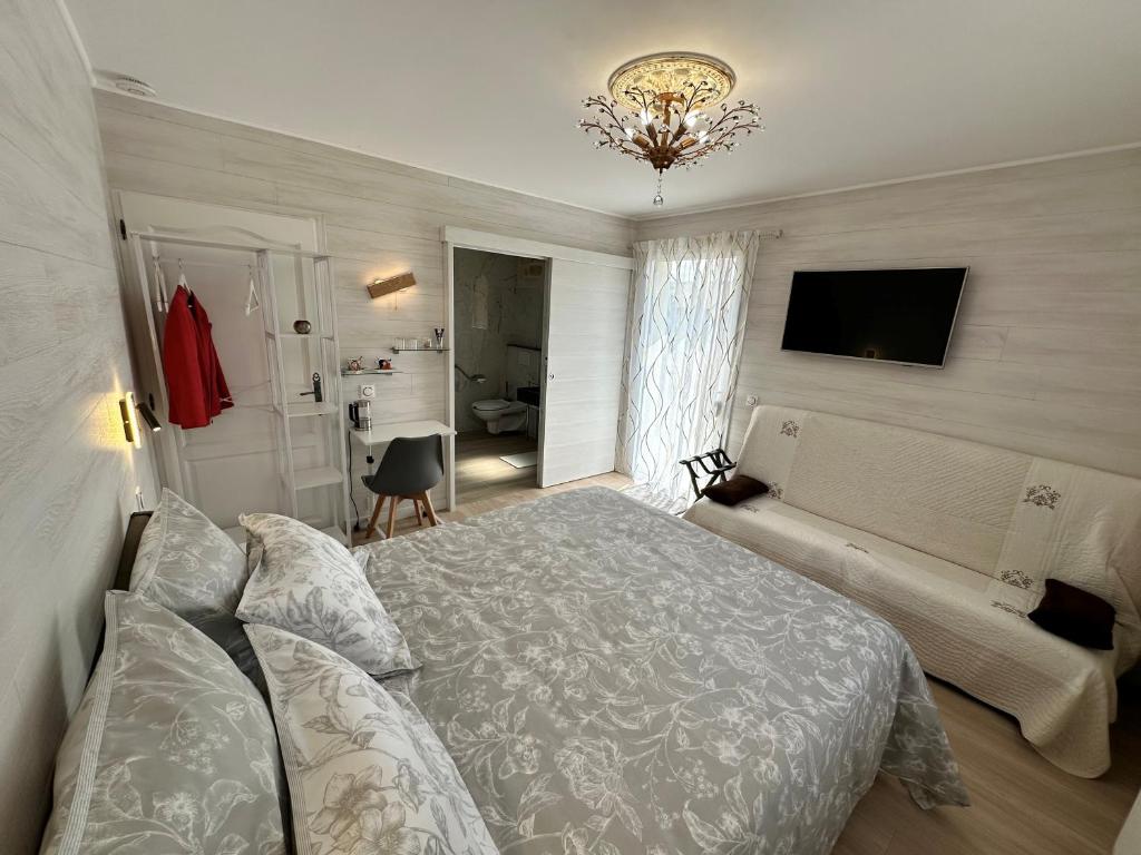 Le mas des anges - Vierpersoonskamer Met Eigen Badkamer