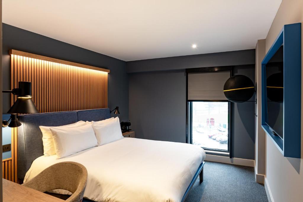 Village Hotel Manchester Ashton - 
