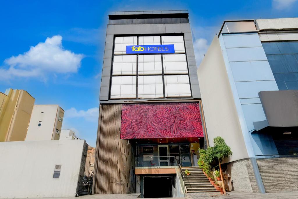 Το κτήριο όπου στεγάζεται  το ξενοδοχείο