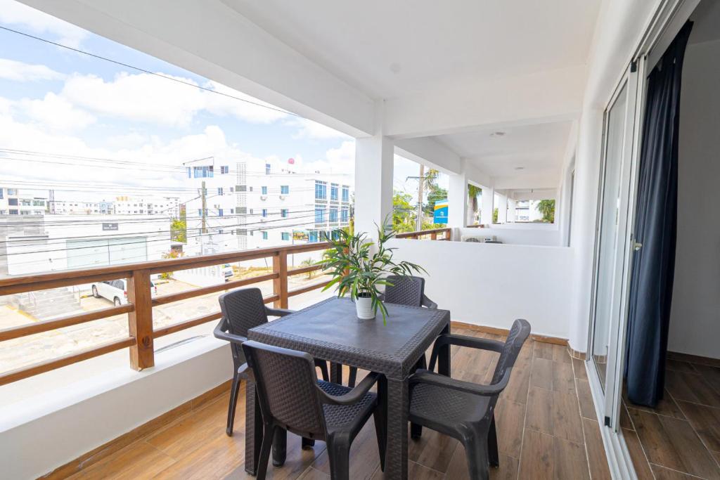 En balkon eller terrasse på Luxury 1 BR at Paraiso Residence Bayahibe