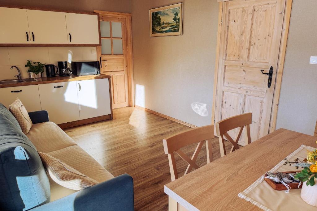 Agroturystyka u Gazdy, Wisła - nocleg ze śniadaniem, 1 km od stoku, idealny dla rodzin z dziećmi, Domek z balią & Apartamenty - Appartement 1 Chambre