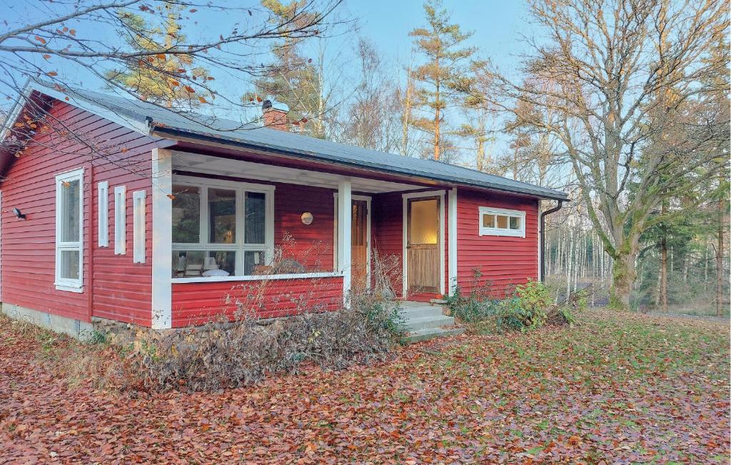 Το κτήριο όπου στεγάζεται  η παραθεριστική κατοικία