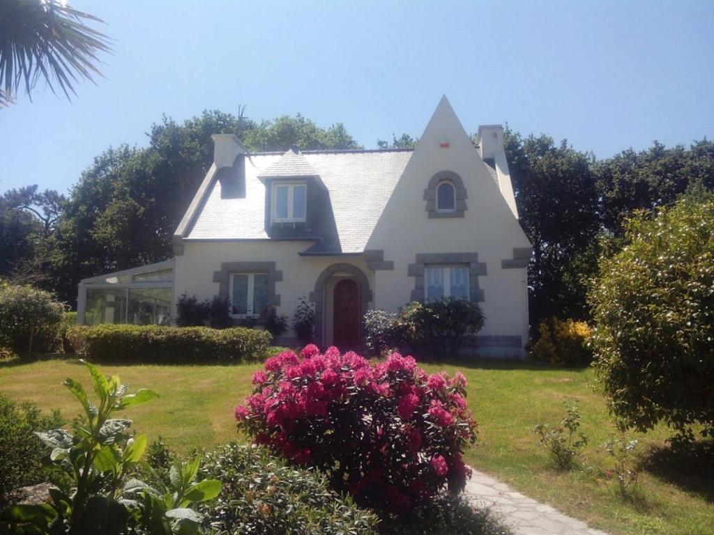 Κήπος έξω από το Chez Coco