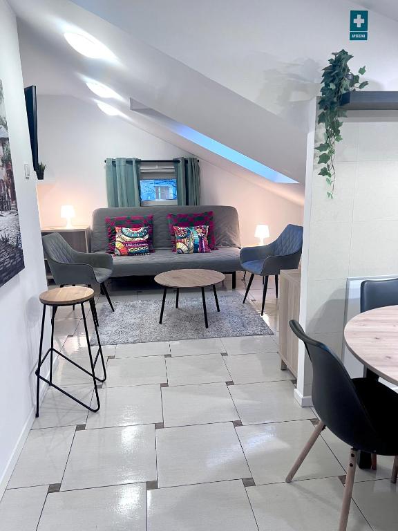 Apartamenty Pokoje Willa Bielany - 19