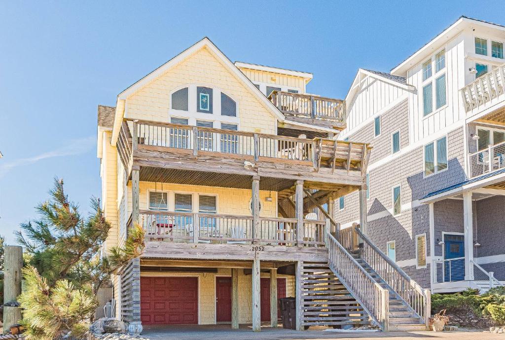 Το κτήριο όπου στεγάζεται  η παραθεριστική κατοικία