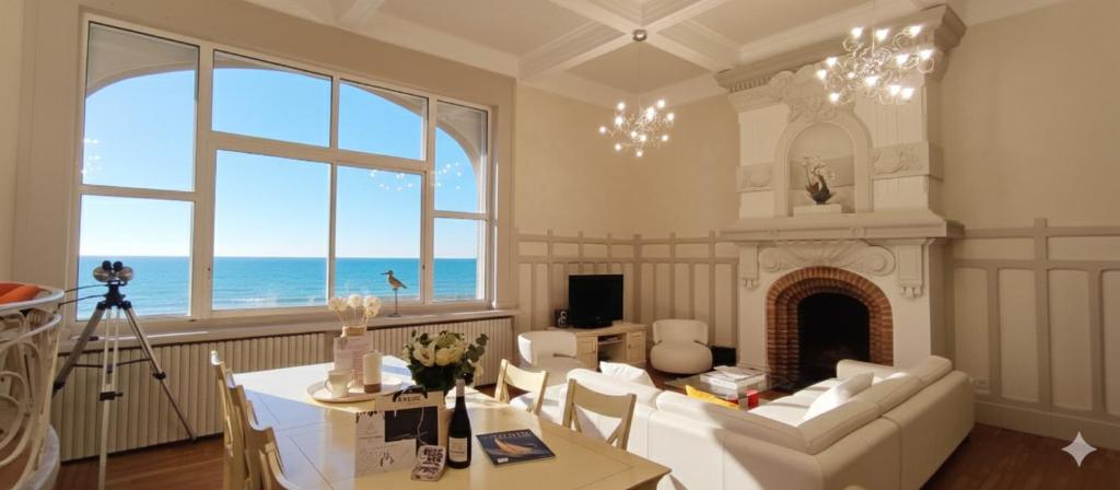 Posezení v ubytování Villa Dilecta - Superbe vue mer - garage