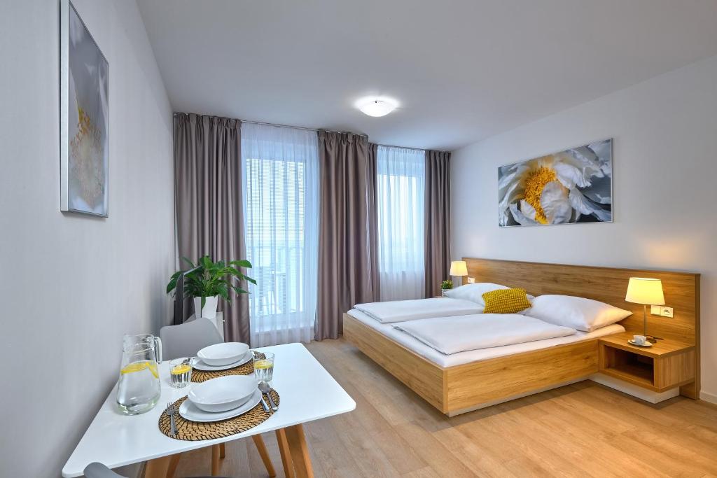 CityWest Apartments - 8