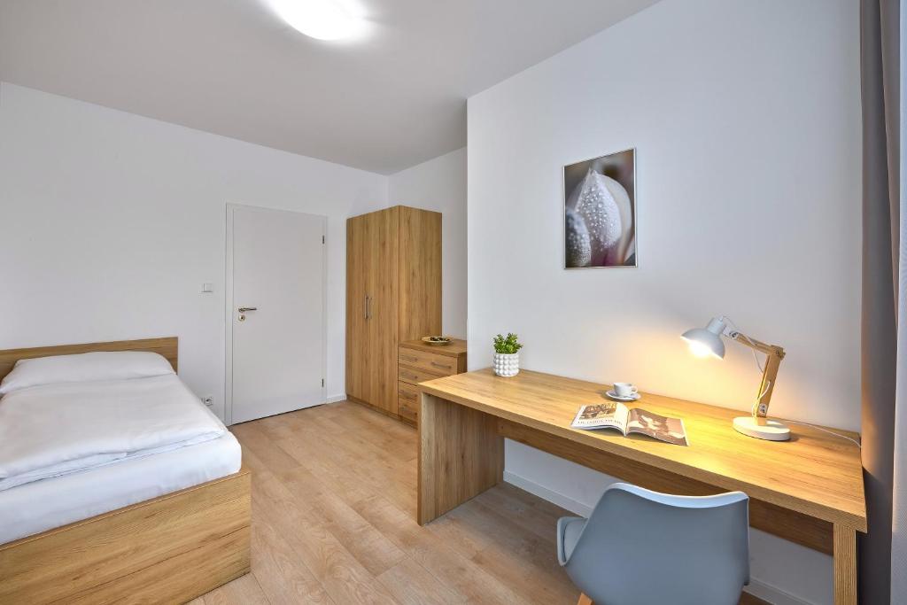 CityWest Apartments - 14