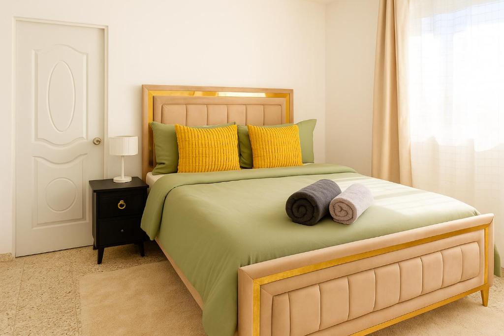 Postel nebo postele na pokoji v ubytování One bedroom,central location Wifi&Ac