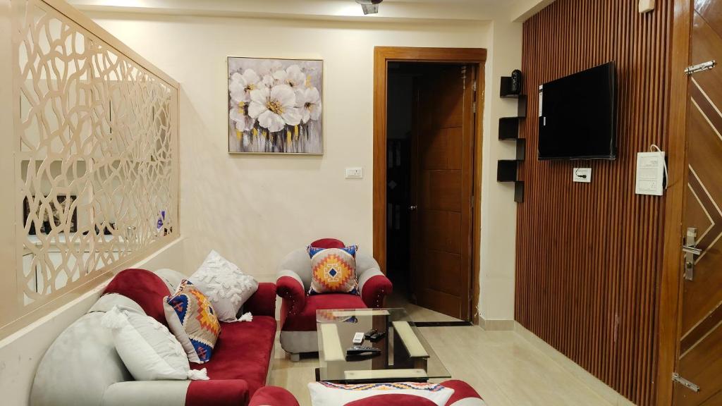 Μια τηλεόραση ή/και κέντρο ψυχαγωγίας στο Infinium Stay