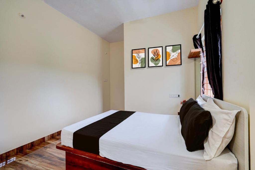 Φωτογραφία από το άλμπουμ του Hotel O SRI SRINIVASA BOARDING & LODGING σε Aivarkhandpur