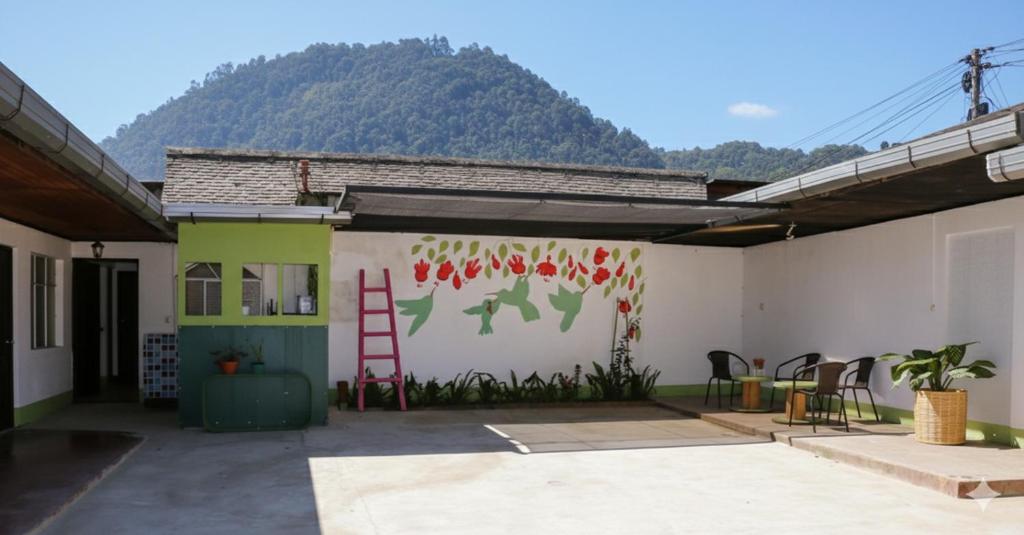 Nespecifikovaný výhled na hory nebo výhled na hory při pohledu z apartmánu