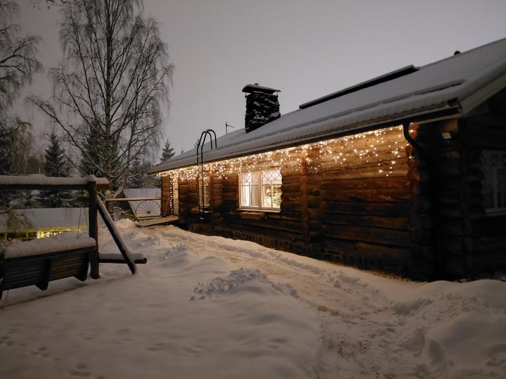 Το A room (or 2 or 3) in a Lapland House of Dreams τον χειμώνα
