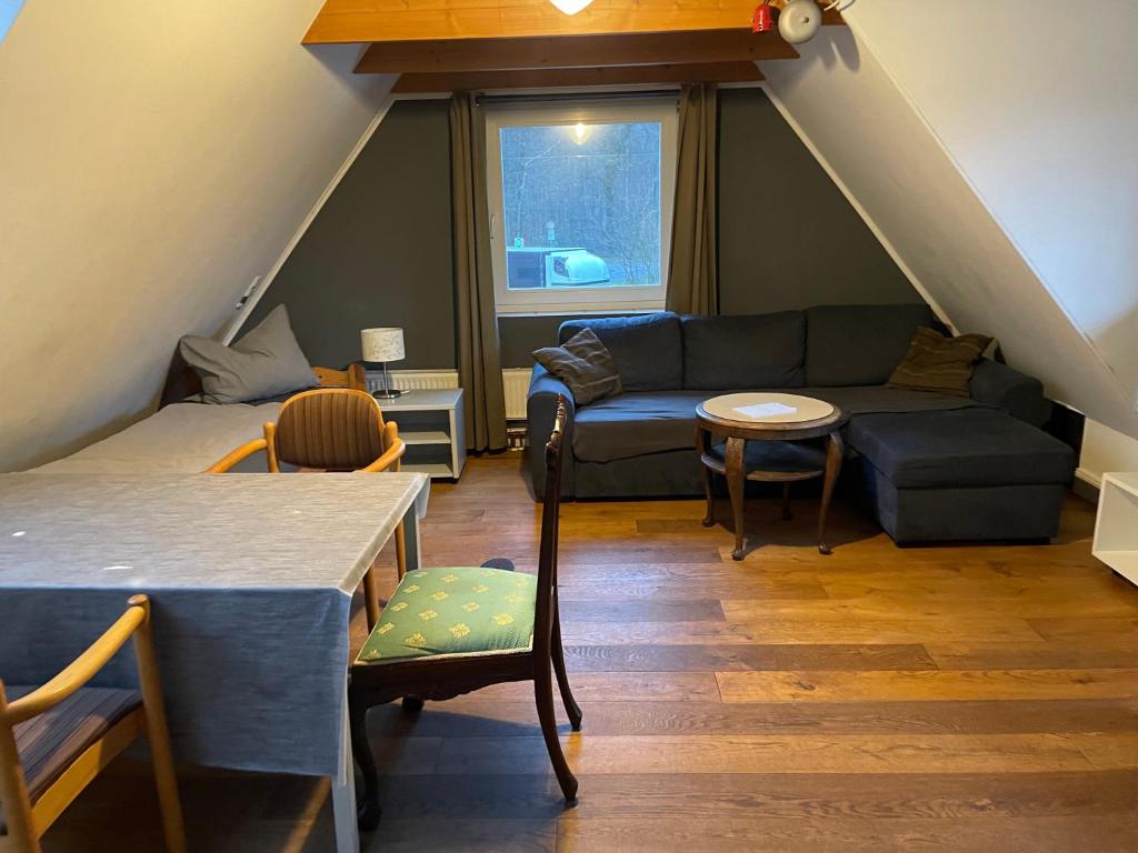 Et opholdsområde på 2 Zimmer Appartment