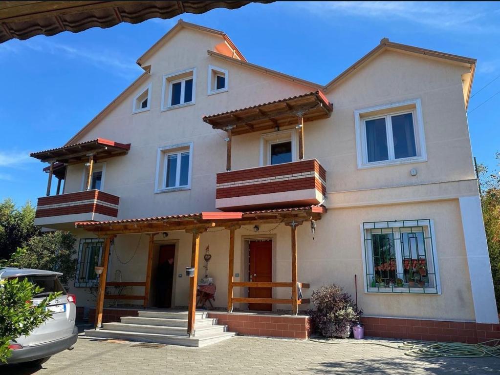 Φωτογραφία από το άλμπουμ του Preni Suites στο Ελμπασάν