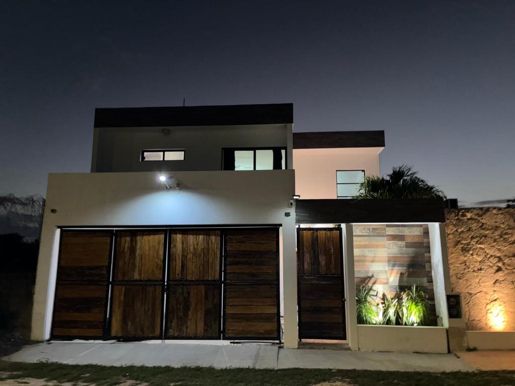 Το κτήριο όπου στεγάζεται  η βίλα