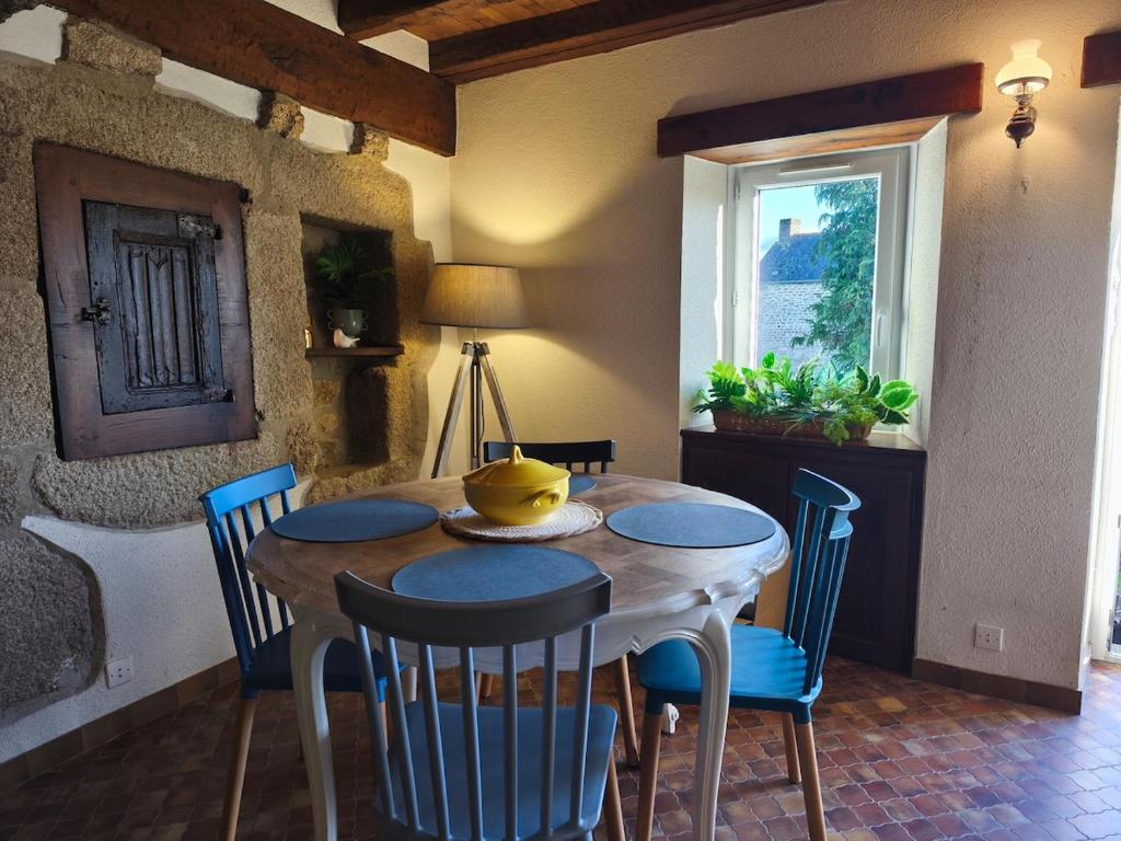 Χώρος καθιστικού στο Gite pour 4 personnes en Bretagne