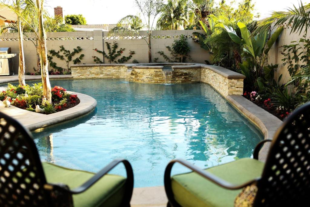 Swimmingpoolen hos eller tæt på Destination #26